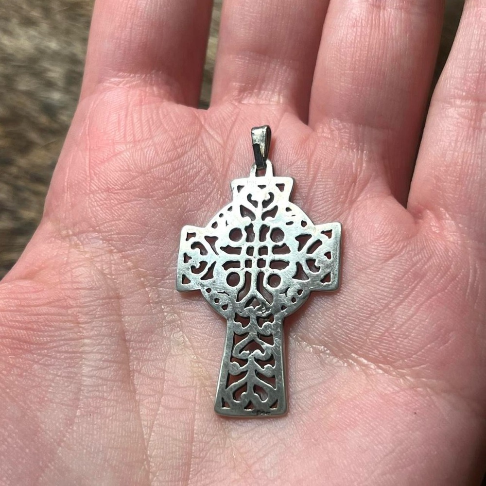 Sterling silver rustic open work Celtic cross pendant - Picture 3 of 3